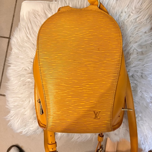 Louis Vuitton Mabillon 865698 Epi Leather Backpack - Picture 13 of 13